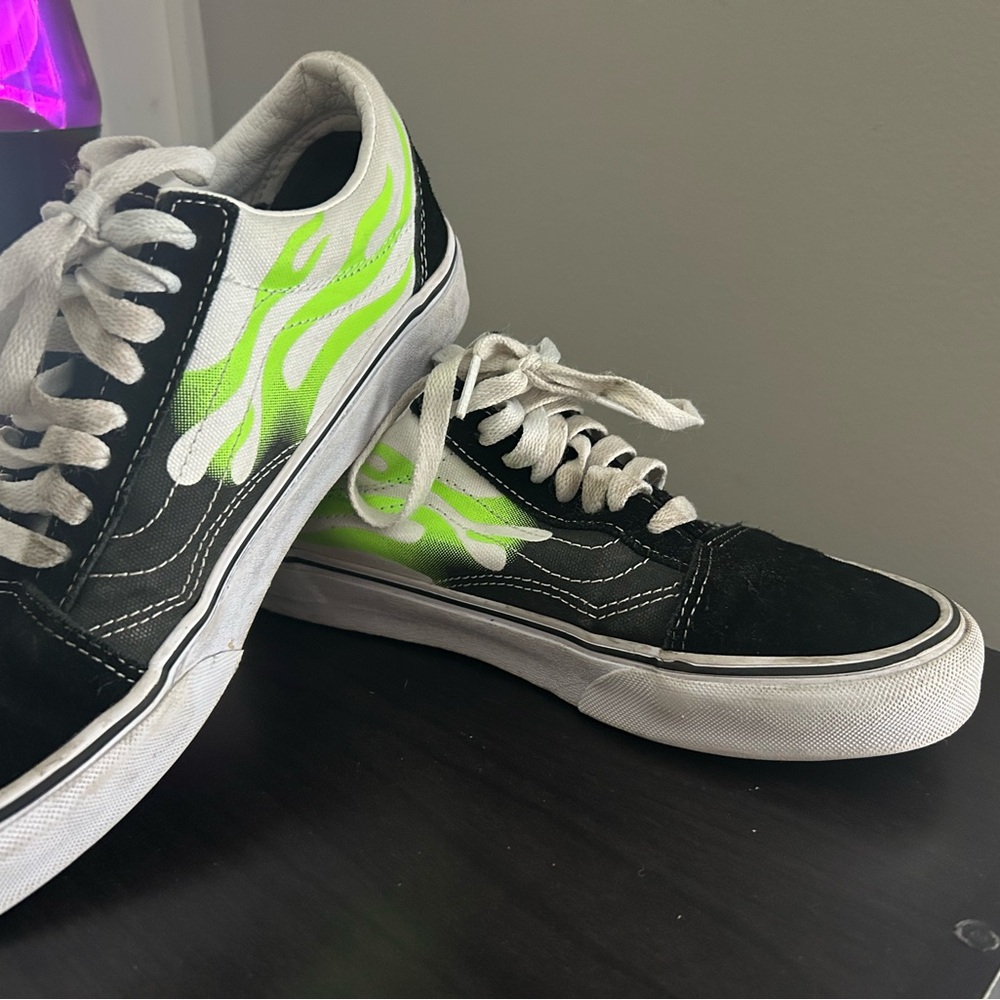 VANS flame old skool men’s size 6.5 women’s 8